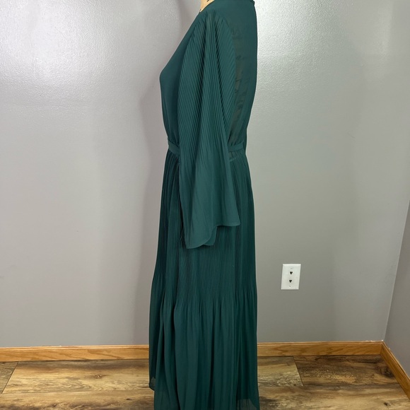 Lulu's Forest Green Midi pleated Dress size xl wedding guest special event party - Picture 13 of 13